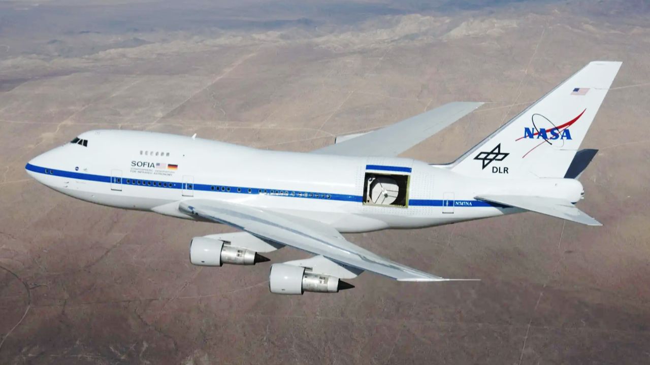SOFIA. Гигантский самолет-телескоп на базе Boeing 747