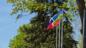 С Русланом Кухаруком оценили в Макеевке восстановление лицея № 1 и открыли Югорски парк.