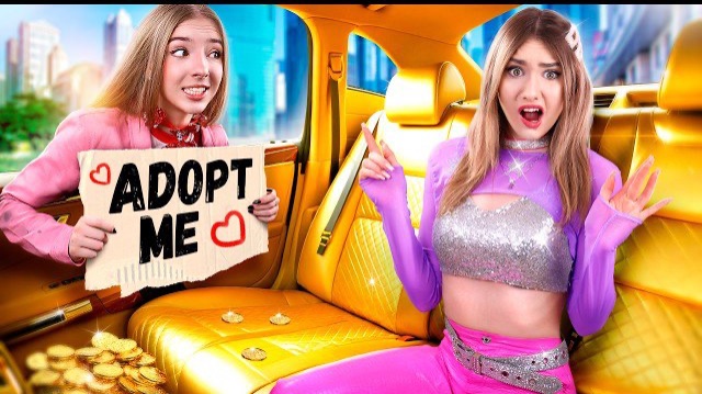 МЕНЯ УДОЧЕРИЛИ МИЛЛИОНЕРЫ! 👑 Наша мачеха оказалась КОВАРНОЙ ОБМАНЩИЦЕЙ и обокрала папу 💔🚨 смотреть онлайн