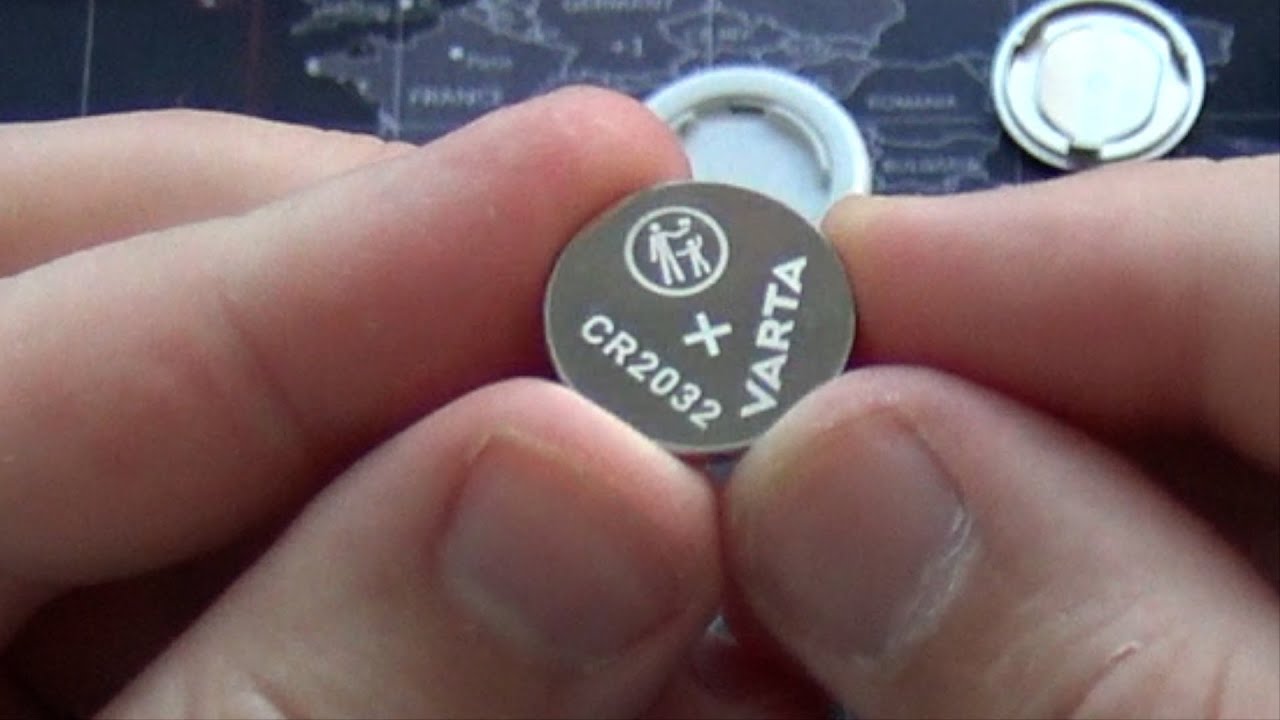 Как самому заменить батарейку в Airtag смотреть онлайн