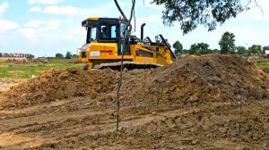 WOW!! Impressive Project! Heavy Bulldozer is moving soil for a new residential development-003