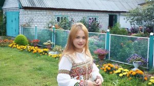 МОЯ РОДНАЯ СТОРОНА..ПОЛИНА ГУКК..видео Роман Харченко