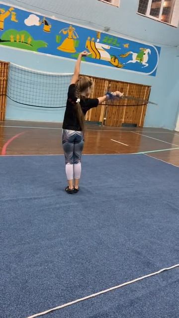 Таолу цзяньшу 1 часть (работа в зале) смотреть онлайн