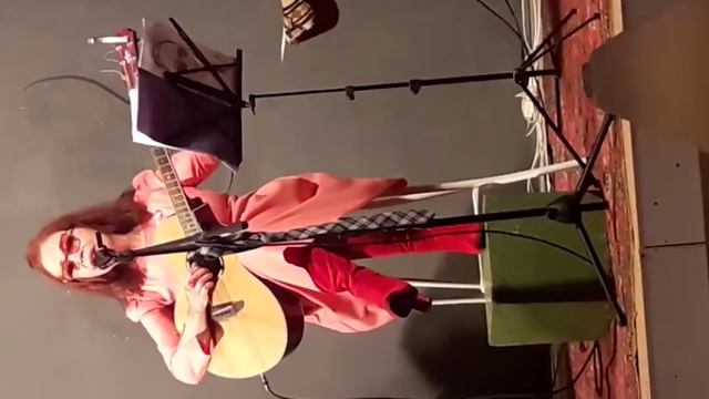 Редко звучащий романс Чай с Бергамотом . В Бардкафе