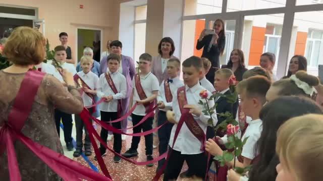 Выпускной Концерт Боровская школа 2 . 4 класс З и 4 класс Ж