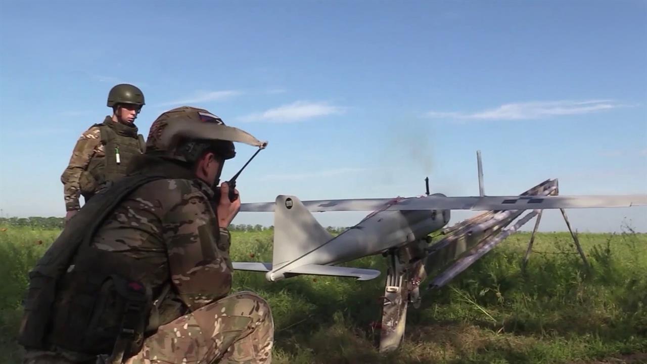 Все больше студентов идут служить в войска беспилотных систем. смотреть онлайн