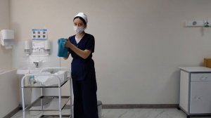 Надевание стерильного одноразового халата и стерильных перчаток (аккредитация)