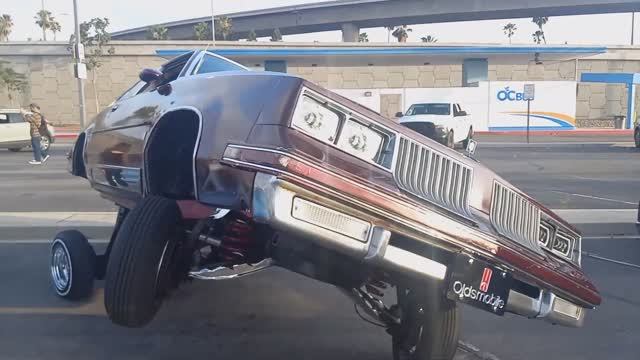 Автошоу лоурайдеров "Buena Park Lowrider Cruise Night" 2026 Калифорния