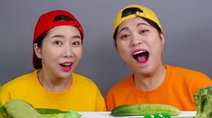 Зеленая еда Мукбанг DONA Mukbang ДОНА Русский