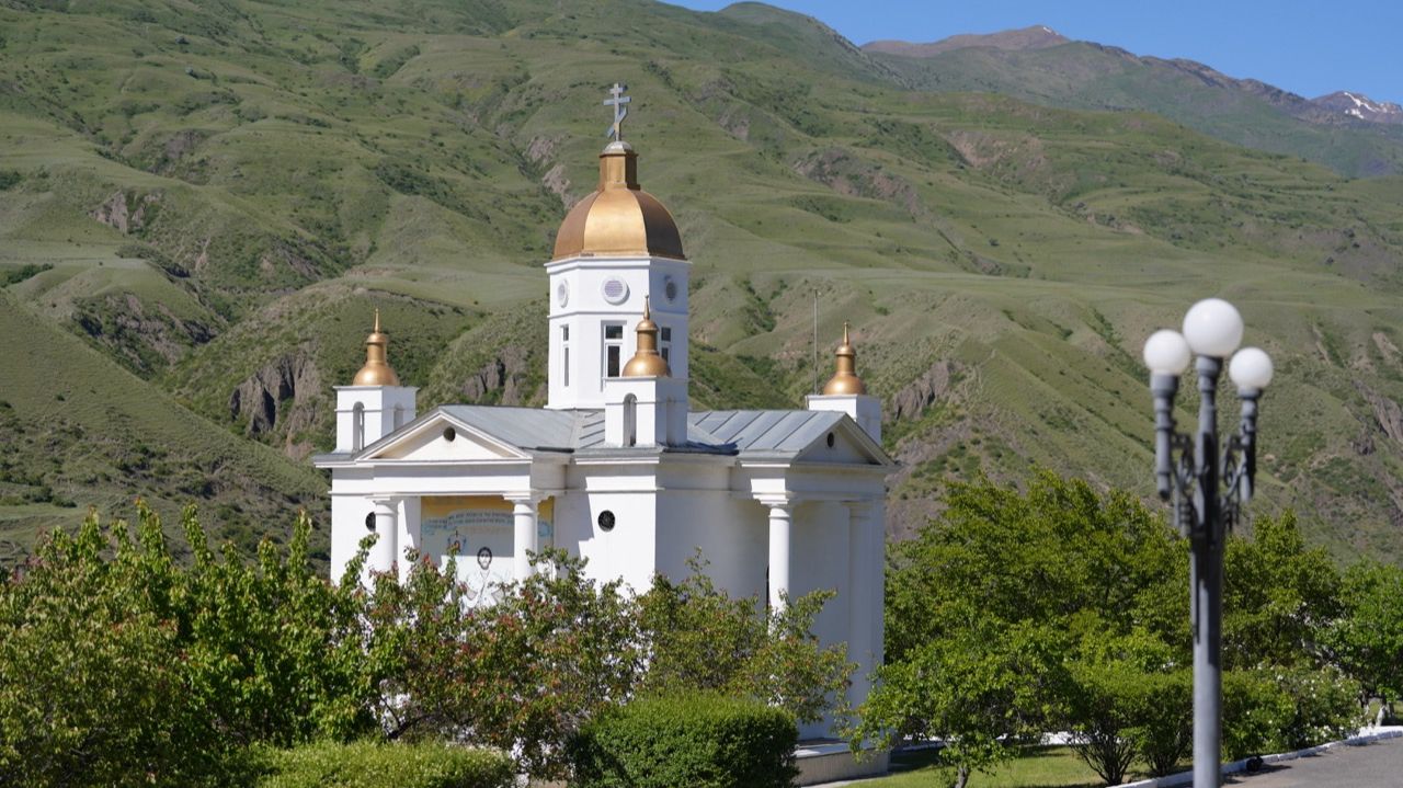 Проповедь архиепископа Варлаама в день великого освящения храма в н.п. Ахты смотреть онлайн