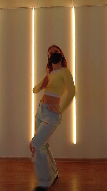 Jisoo Flowers shorts kpop jisoo