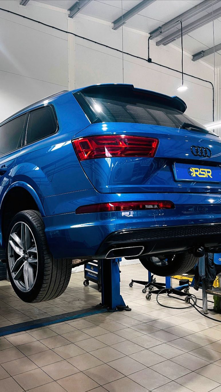 Audi Q7 4M