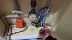 Монтаж системы бесперебойного подачи воды, резервного водоснабжения в Донецке.