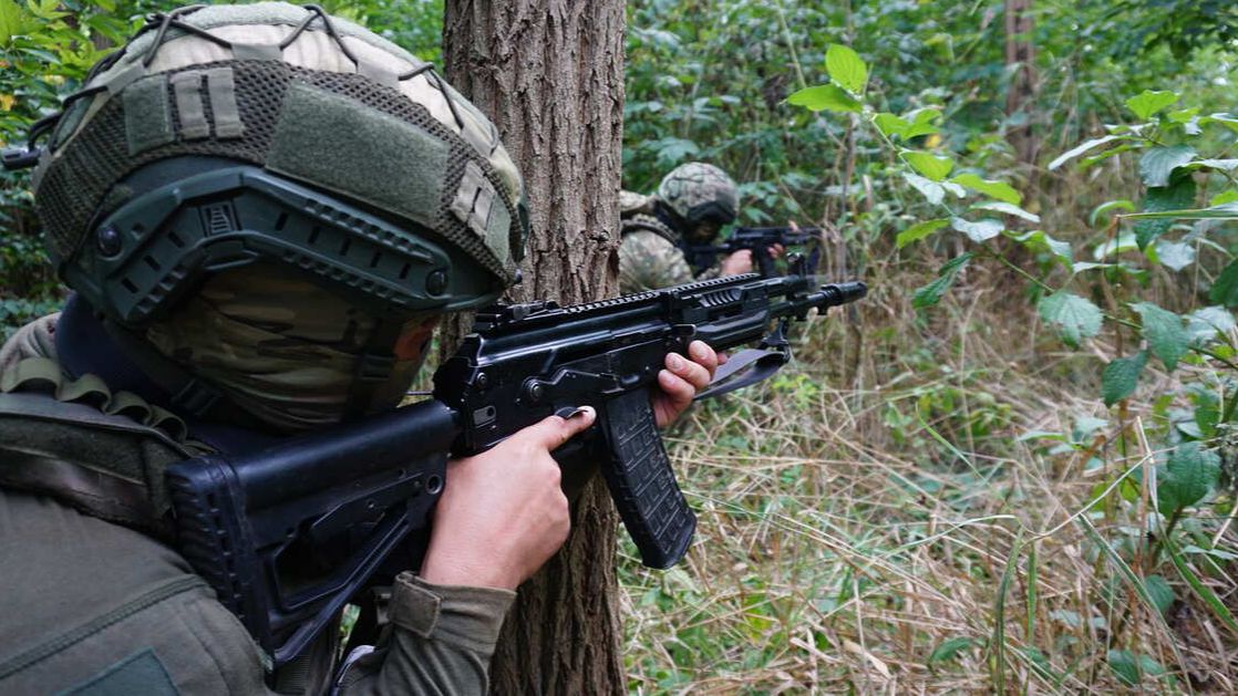 Выгнали и зачистили врага: военные рассказали как освобождали Комсомольское