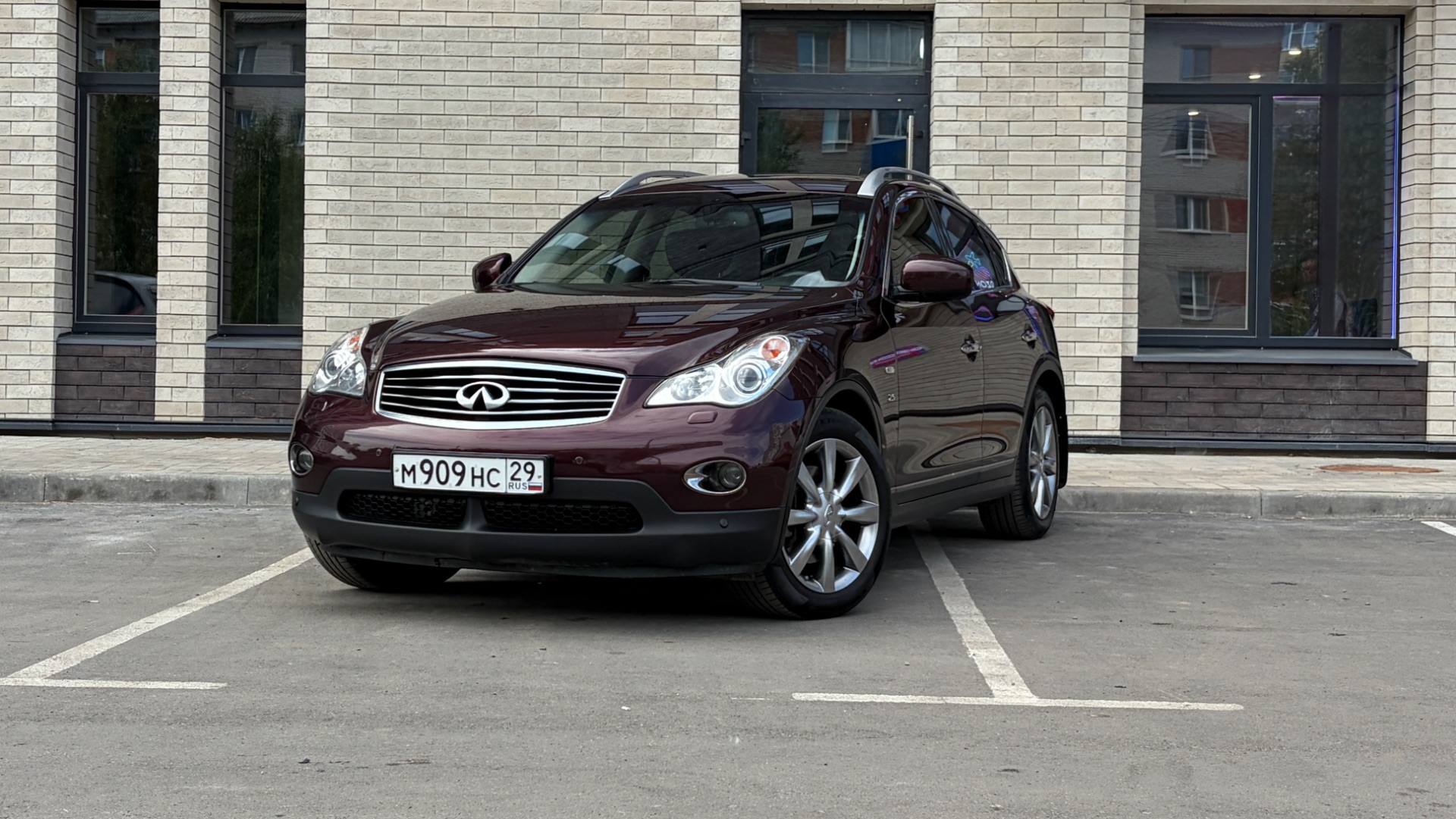 Infiniti qx50 смотреть онлайн