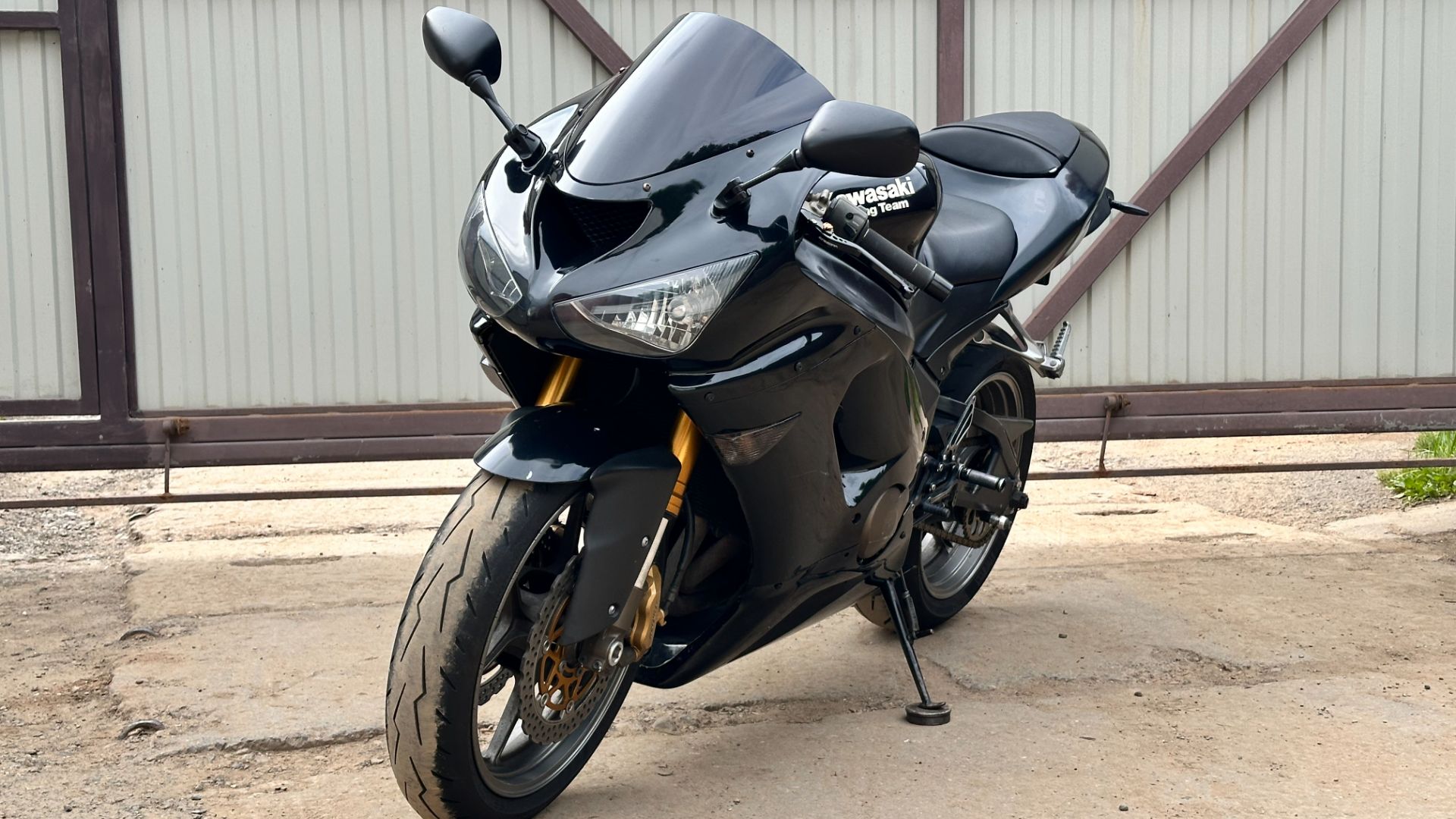 Kawasaki ZX-6R Ninja 2005 60 800 км