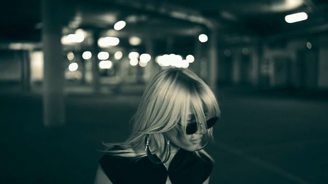 «Люби меня, люби» — Nikita Rise, MÁNIKA