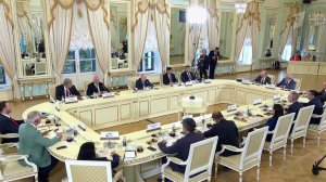 Владимир Путин провел встречу с руководителями международных информагентств.