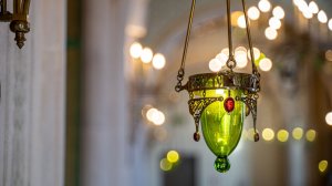 Вечернее богослужение с великим славословием.