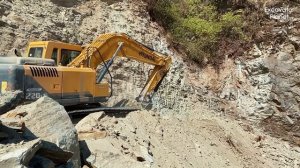 Risky Rocky Mountain Cutting with Excavator, Building Dangerous Mountain Road ｜ Excavator Planet