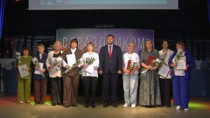 Профессия сердца: Торжественное мероприятие ко Дню социального работника в Серове