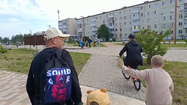С УТРА ВЫСТОЯЛА ОЧЕРЕДЬ, ЗАПИСАЛАСЬ НА МРТ. смотреть онлайн