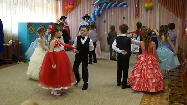 "Наш выпускной 22 мая 2015 год" смотреть онлайн