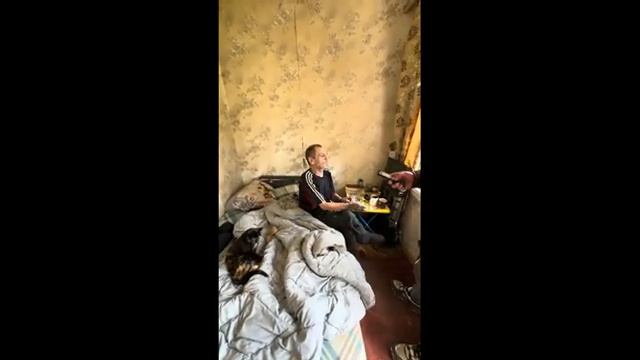 ДЯДЯ ЮРА СЛОМАЛ ТЕЛЕФОН / ВОТ ОНА ДЯДИ ЮРЫ КОРОЛЕВА смотреть онлайн