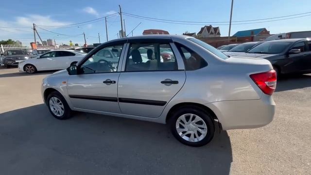 Lada (ВАЗ) Granta 2016 серебристый XTA219010G0400863 смотреть онлайн