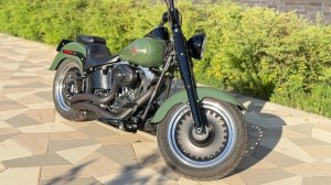 Harley-Davidson FLSTFB Fat Boy Lo, 2011