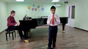 Комитас Абрикосовое дерево