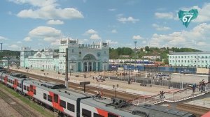 Аллею из молодых лип высадили на привокзальной площади в Смоленске