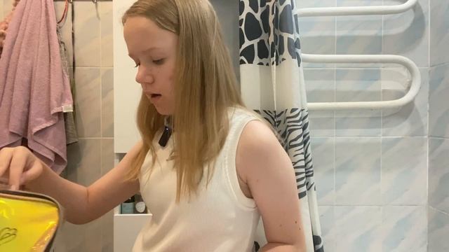 Разбираем косметику оказалось очень грязной 😧