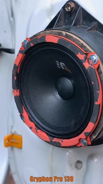 Установка задних колонок DL Audio Gryphon Pro 130 в Toyota Mark II JZX100