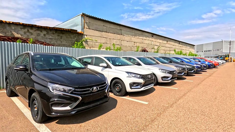 2026 LADA ISKRA SW ОБЗОР смотреть онлайн