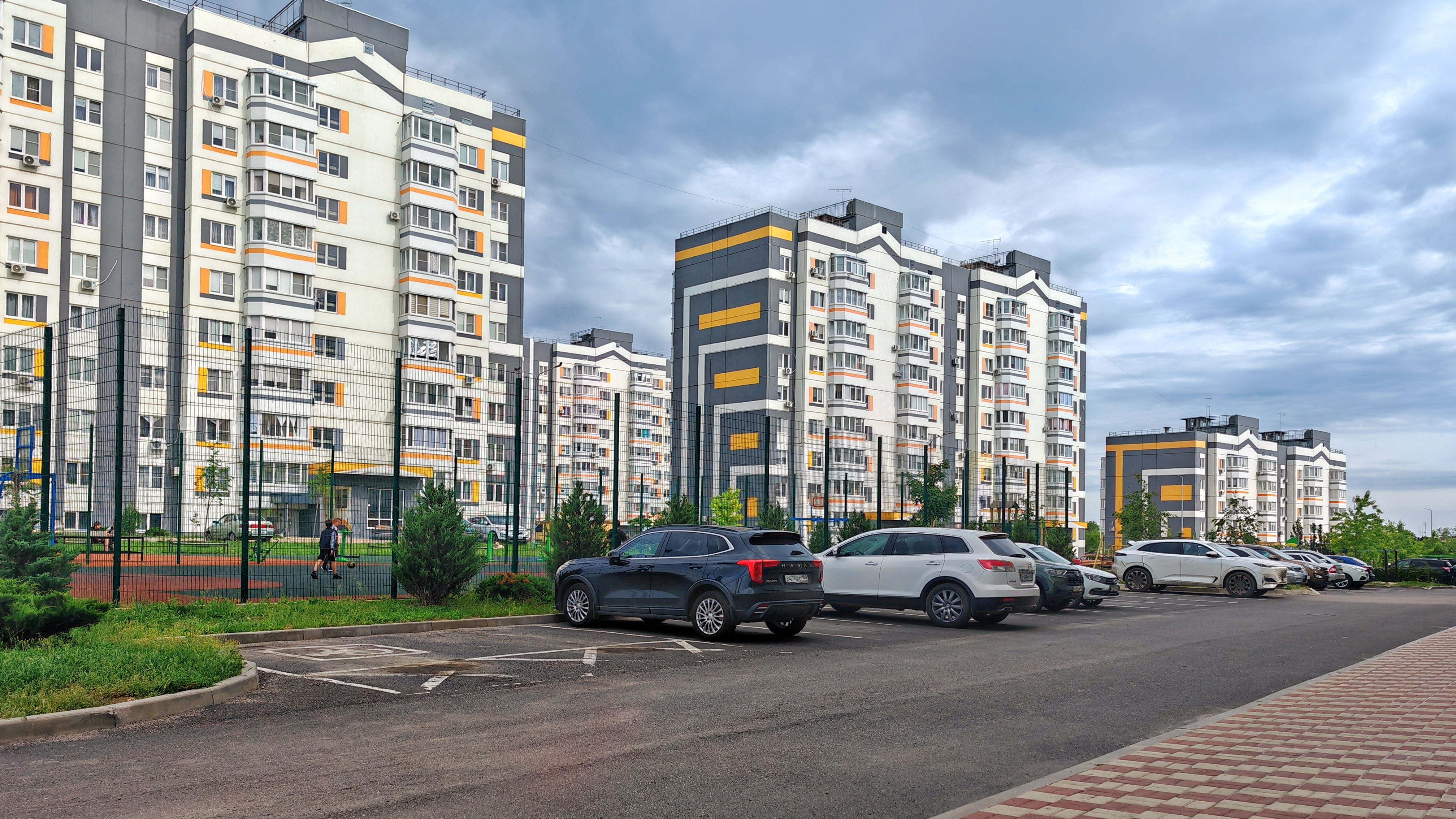 МАРИУПОЛЬ на Черёмушках началась глобальная ПЕРЕСТРОЙКА РАЙОНОВ🏢Восстановление и Жизнь Сегодня смотреть онлайн
