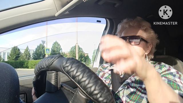 Купили с сестрой КРАСКУ. Нажарила рыбы! смотреть онлайн