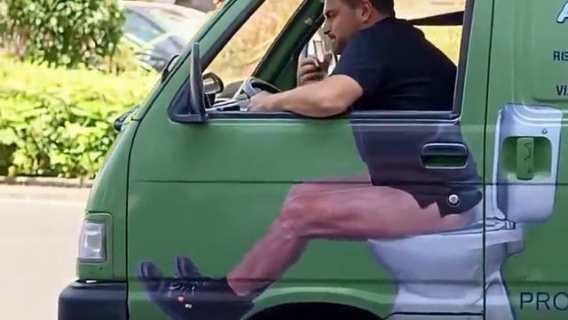 Стильная авто наклейка
