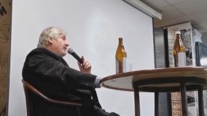 Я посмотрел вокруг себя