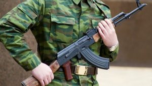 ВДАЛИ ОТ ДОМА С АВТОМАТОМ - Стихи Влад Ян.
