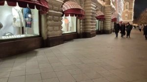 Коммунальный беспредел в Москве! У Собянина в Первопрестольной посреди зимы снега и льда не найдёшь!