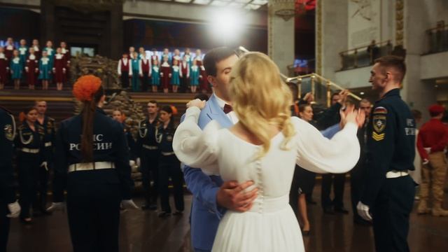 Вальс с участием стран