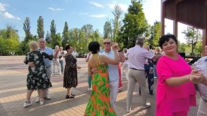 Весь мир танцует с тобой..... 05.06.26.