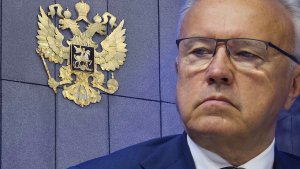 АЛЕКСАНДР УСС ЗАВЕРШАЕТ СВОЮ ПОЛИТИЧЕСКУЮ КАРЬЕРУ