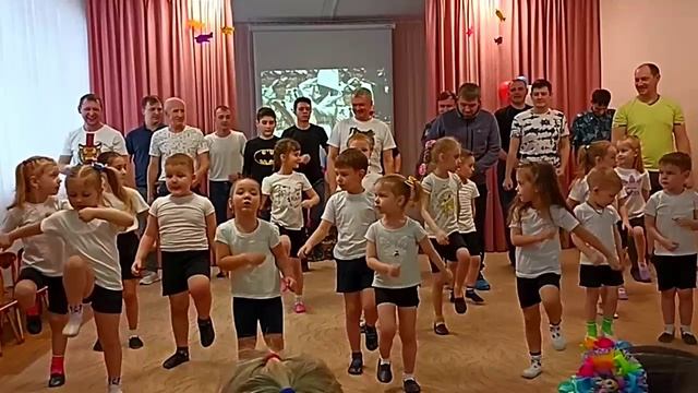 Флешмоб Наша армия самая сильная