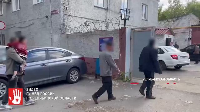 Силовики нагрянули с рейдом на челябинские рынки.