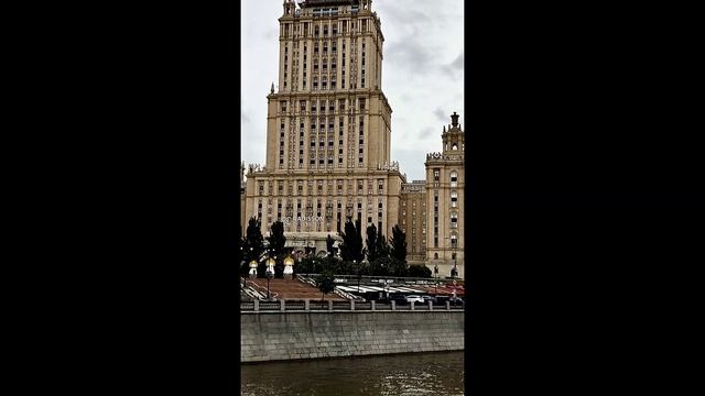 дом на набережной смотреть онлайн