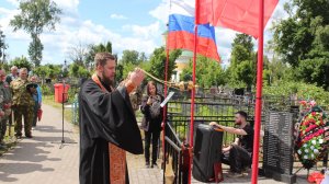 Захоронение бойцов на братской могиле в селе Спас Заулок