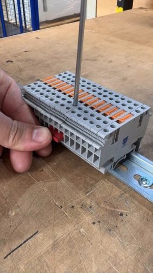 Клемма. Комплектующее. Перемычка FBS 3-6