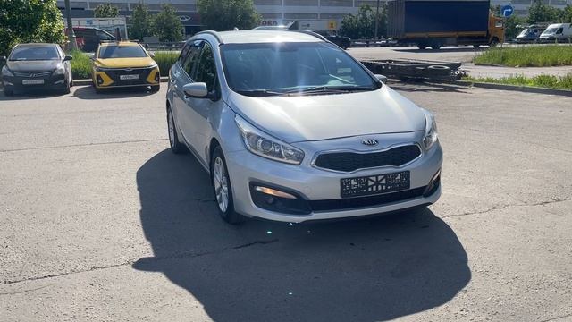 Kia Ceed (2017) смотреть онлайн